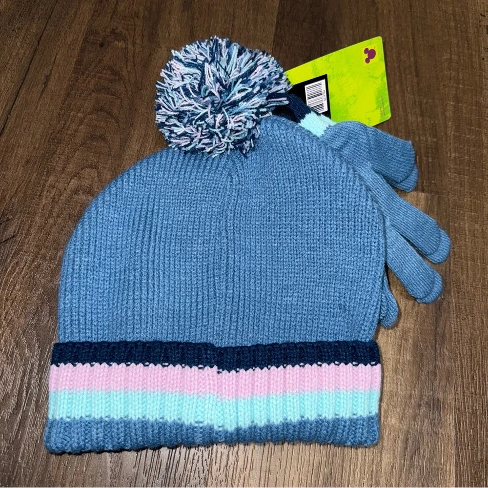 NWT Disney Stitch Kids Hat and Gloves Set